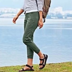 Athleta Trekkie Jogger, Sz 2